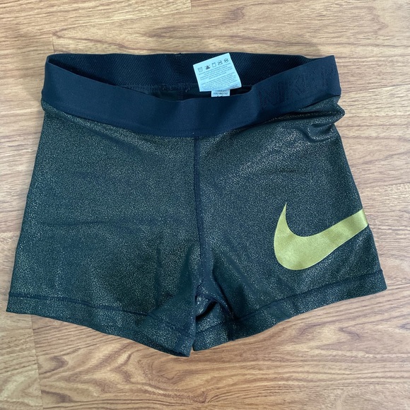 Nike Pants - Nike gold and black training shorts
